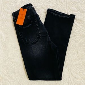NWT Risen High Rise Straight Leg Jeans Size 26